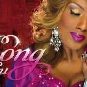 Le texte musical LOVE IS ON THE WAY de JENNIFER HOLLIDAY est également présent dans l'album The song is you (2014)