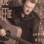 Le texte musical HOLLOW DEEP AS MINE de JOE DIFFIE est également présent dans l'album In another world (2001)