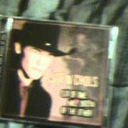 Le texte musical WAL-MART PARKING LOT de JOE NICHOLS est également présent dans l'album The early years (2003)