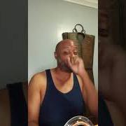 Le texte musical PEN, PAD, & A DREAM de JOELL ORTIZ est également présent dans l'album Love, peace & trauma (2025)
