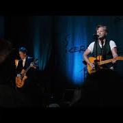 Le texte musical CHERRY BOMB de JOHN MELLENCAMP est également présent dans l'album Plain spoken - from the chicago theatre (2018)