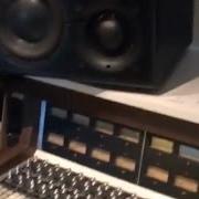 Le texte musical CAN U BE de KANYE WEST est également présent dans l'album Turbo grafx 16 (2017)