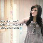 Le texte musical HERE de KARI JOBE est également présent dans l'album Where i find you (2012)