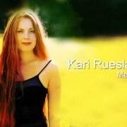 Le texte musical IMAGES OF YOU de KARI RUESLÅTTEN est également présent dans l'album Mesmerized