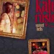 Le texte musical HERE WE COME A WASSAILING de KATE RUSBY est également présent dans l'album Sweet bells (2008)