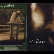 Le texte musical IO VOGLIO VIVERE de ALICE est également présent dans l'album La mia poca grande età (1975)