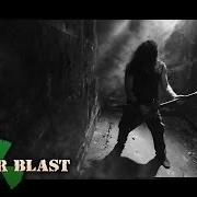 Le texte musical FLAG OF HATE / TORMENTOR de KREATOR est également présent dans l'album Gods of violence (2017)