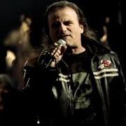 Le texte musical ROCK 'N' ROLL HANDSHAKE de KROKUS est également présent dans l'album Hoodoo (2010)