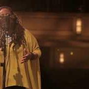 Le texte musical ANGEL de LALAH HATHAWAY est également présent dans l'album Lalah hathaway live (2015)