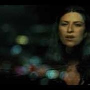 Le texte musical TRA TE E IL MARE de LAURA PAUSINI est également présent dans l'album Tra te e il mare (2000)