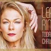 Le texte musical MUST BE SANTA de LEANN RIMES est également présent dans l'album Today is christmas (2015)