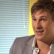 Le texte musical PERFECT STRANGERS de LEE RYAN est également présent dans l'album Confessions (2010)